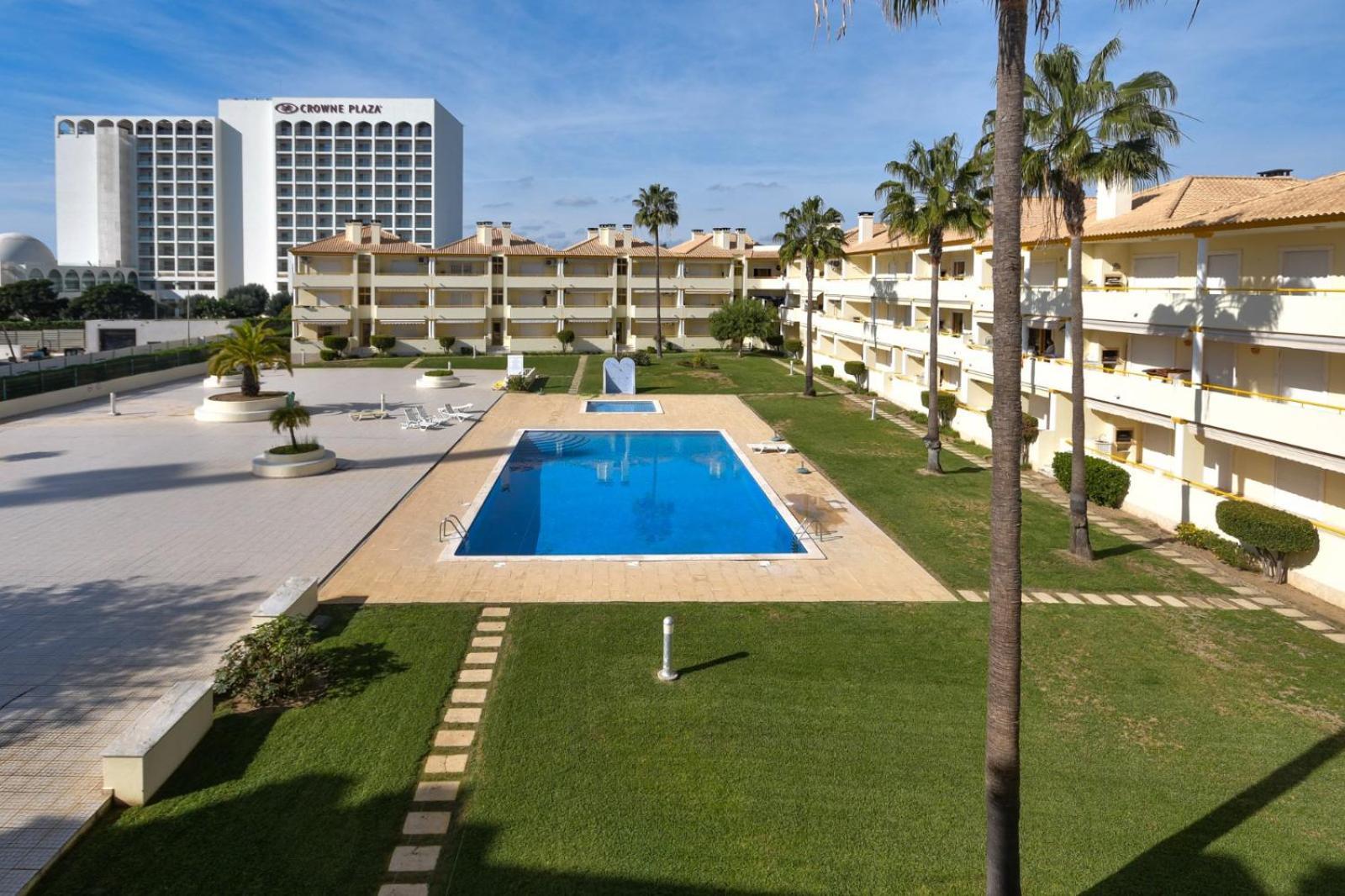 Vila Atlantida - Vilamoura-Quarteira Holiday Home - Beach At 250 Mts Luaran gambar