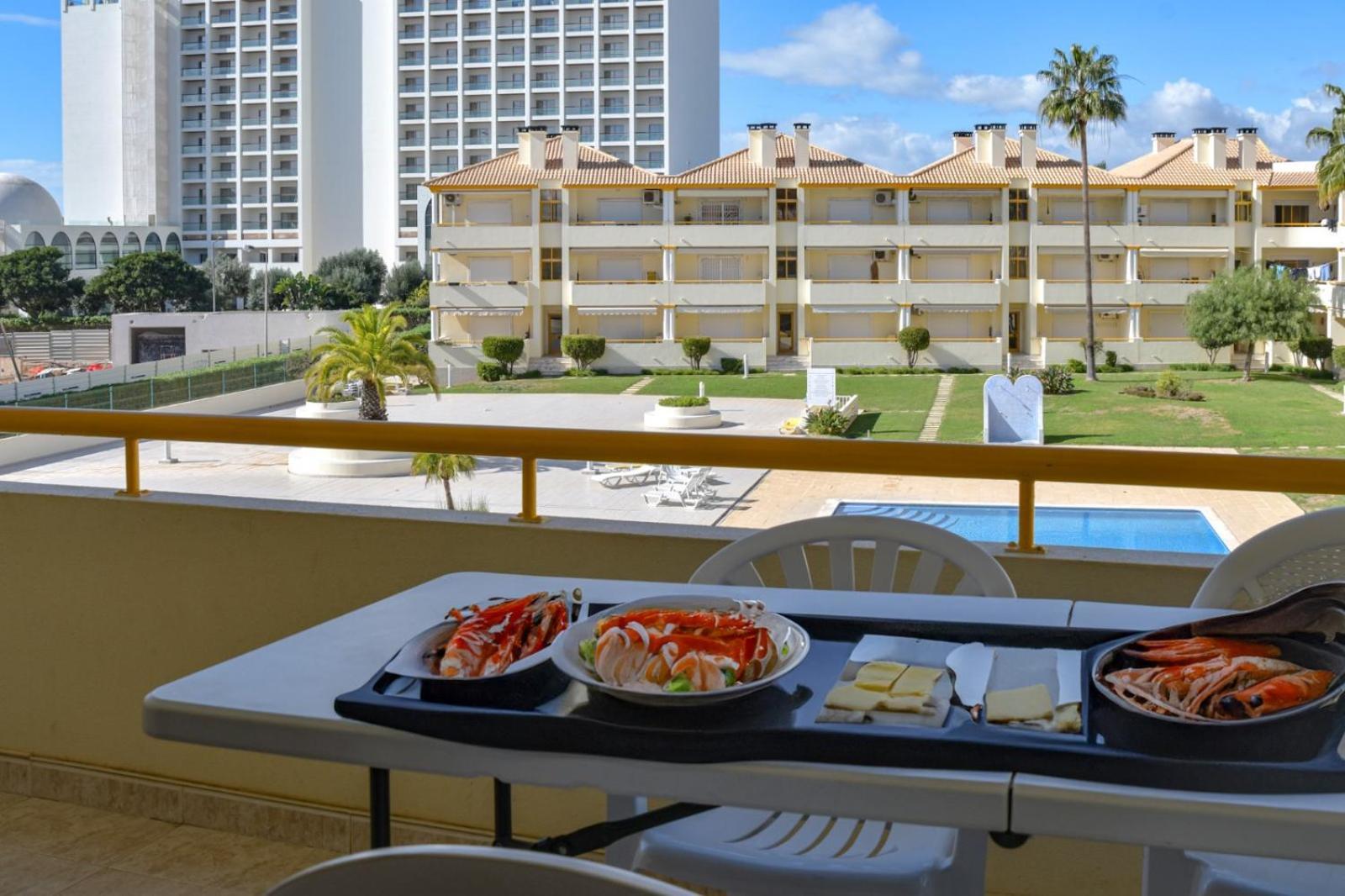 Vila Atlantida - Vilamoura-Quarteira Holiday Home - Beach At 250 Mts Luaran gambar